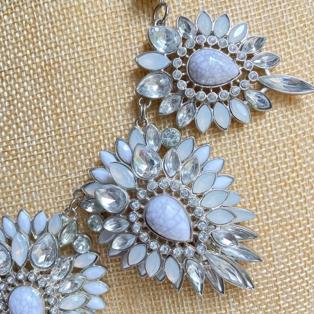 Chunky silvertone statement necklace with clear and gray rhinestone segments - Picture 4 of 9